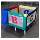 Graco Portable Baby Play Pen with travel bag,