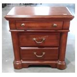 Single Bedroom Nightstand, 3 drawers