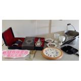 Household lot, bird clock, Beams 180 months