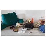 Mixed group, record brush, pole lamp, basket,