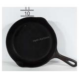 Wagner Ware 8 inch cast iron skillet.