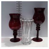 Decorative glassware, large red glass stemmed