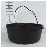 Cast iron Wagner Ware Kettle (well seasoned) with