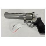 Taurus Revolver 44 mag model 2730