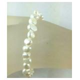 Freshwater pearl bracelet