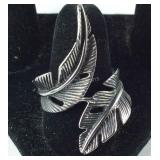 Size 11 feather ring stainless steel