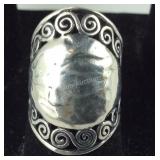 Size 6 Sterling silver ring 5.5g