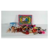 1968 Double Doll Barbie case with 5 dolls, a