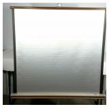 Da-Lite Silver Pacer projection screen in box, 40