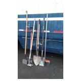 Shovels Group, 7pcs total, dirt and roofing