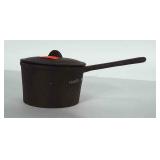 Small Griswold cast iron pan with lid, measures