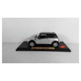 Maisto Mini Cooper car model