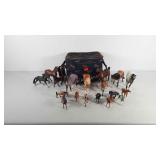 15 Breyer horse toys, with 3 miscellaneous horse
