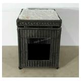 Wicker-look kitty litter pan cover with bed on