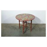 Paunted, tilt top stand. 24" diameter and 20"