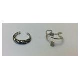 Two toe rings