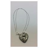 10k gold heart necklace