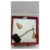 Christmas tree earrings