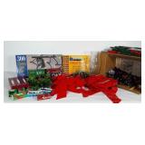 Christmas lot: string lights (not tested, candle