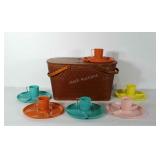 Picnic basket with dual hinged lid and 6