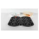 Bakeware, includes Wilson baking tins, glasbake