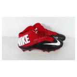 Nike zoom cleats, size 18