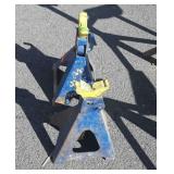 2 floor jack stands