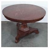 Round Top Farm style Table. Trifooted pedestal