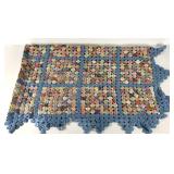 Mini yoyo coverlet, 60x90, in good condition