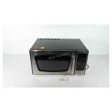 Emerson microwave, powers up, seller code R-E