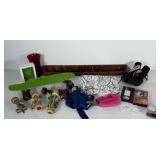 Mixed lot: wrestling shoes (size 10), skateboard