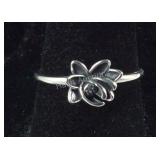 Size 7 Sterling silver lotus flower ring