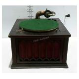 Aeolian-Vocalion phonogragh. Needs some work.