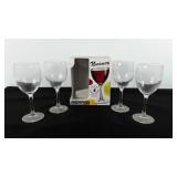 Four piece set of 10 1/2oz goblets by Luminarc
