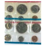 1975 Uncirculated Coin set in Envelope
