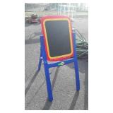 Crayola black / white