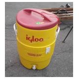 Igloo 10 gallon drinking water cooler