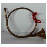 Brass hunting horn