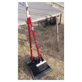 Quick Sweep Broom and Dust Pan, 32" handle length