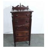 Formal Lingerie Style Chest. 5 Drawers, Finial
