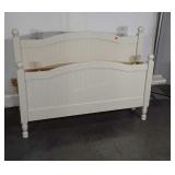 Bed, modern styling Full Size Bed, white color,