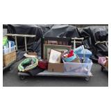 Skid of: Crock-Pot, large pictures, Mighty mini