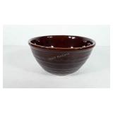 Hull Marcrest pottery bowl with dot and daisy