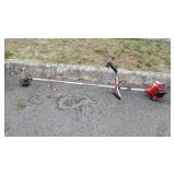 Shindaiwa Weedeater, straight shaft, model C260,