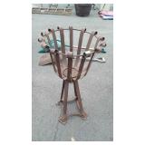 Outdoor Planter Stand, wire strapping basket