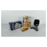 Mixed group, includes phone mount, Garden of