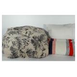 Square throw pillow without cover, 2 striped