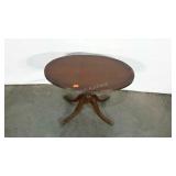 Accent table with metal claw feet, 17 x 26, some