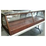 Glass counter top display case, 24 x 16 x 72, age