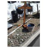 Outdoor Garden Decor Lot, 2x4 built cross type